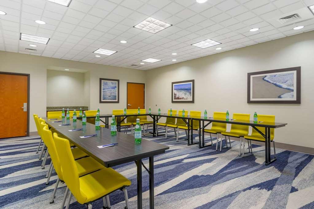 Comfort Suites Sarasota-Siesta Key Удобства фото
