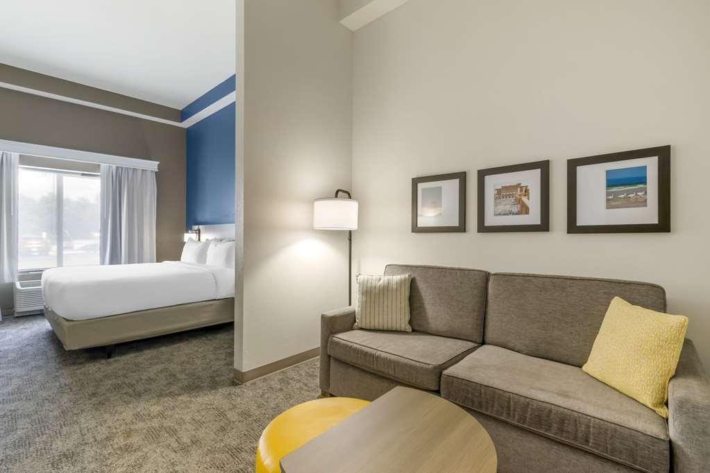 Comfort Suites Sarasota-Siesta Key Номер фото