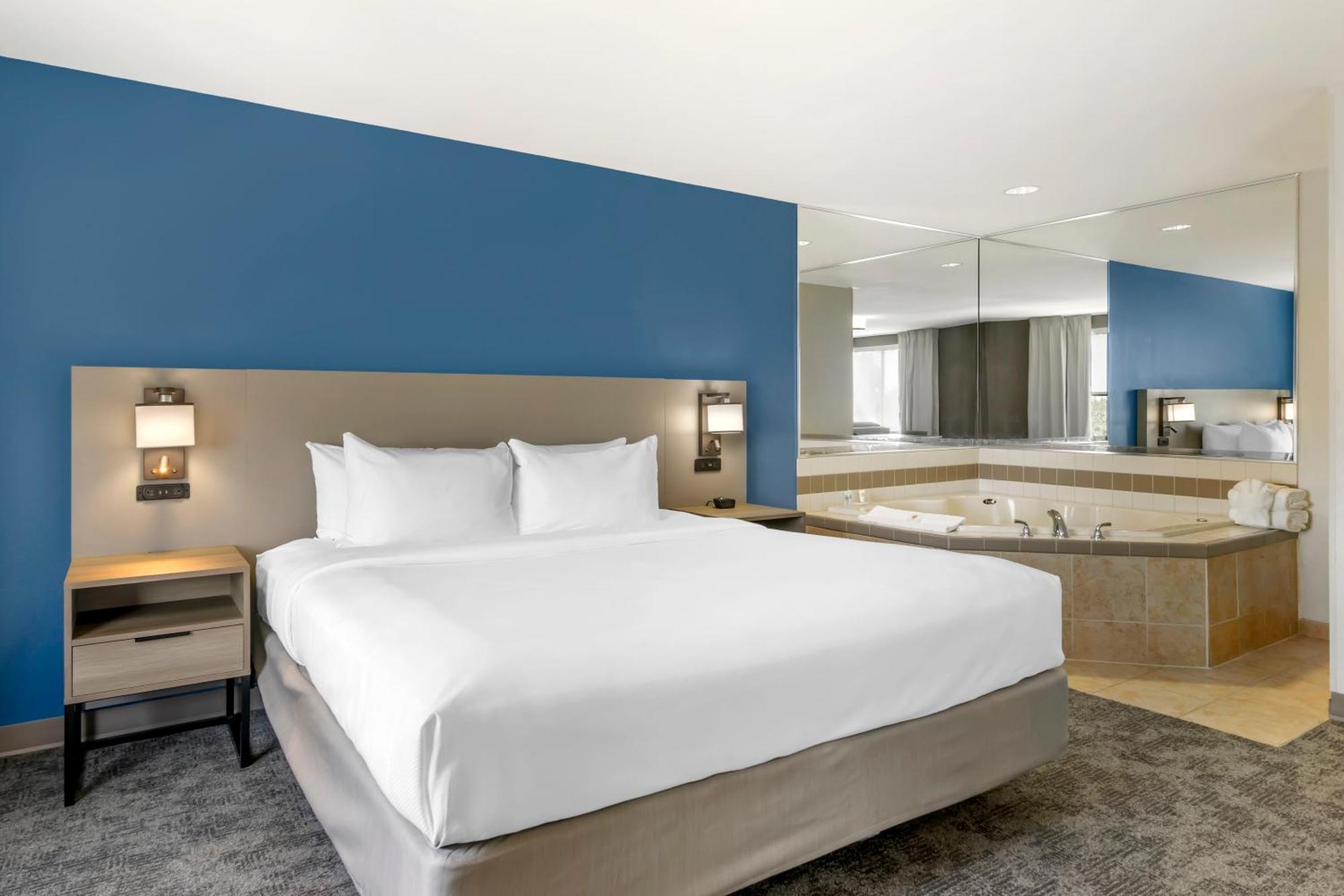 Comfort Suites Sarasota-Siesta Key Экстерьер фото