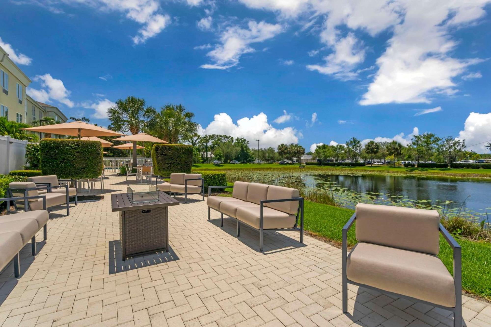 Comfort Suites Sarasota-Siesta Key Экстерьер фото